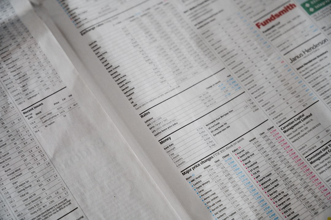 Documentos e extratos bancários relacionados ao uso do cheque especial